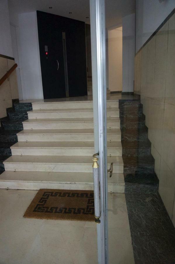 Classy Private Double Rooms In Apartment Next To Acropolis Athènes Extérieur photo